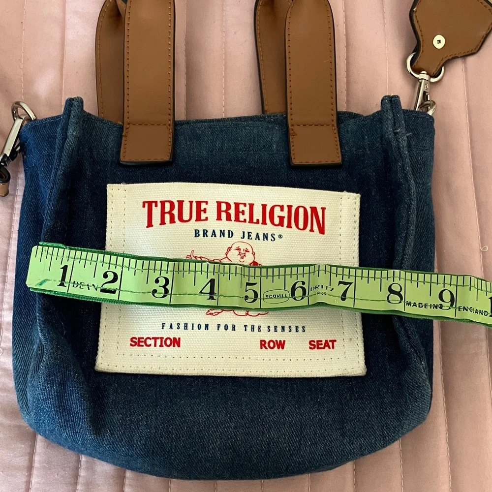 True Religion Logo Patch Denim Crossbody Bag Tote w pocket VGUC fall bag